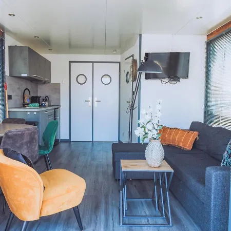 Botel Tiny Houseboat Parel I - Airco