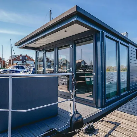 Tiny Houseboat Parel I - Airco Uitgeest