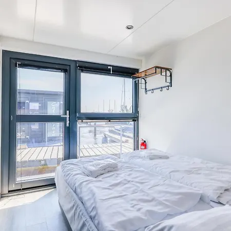 Tiny Houseboat Parel I - Airco * Uitgeest